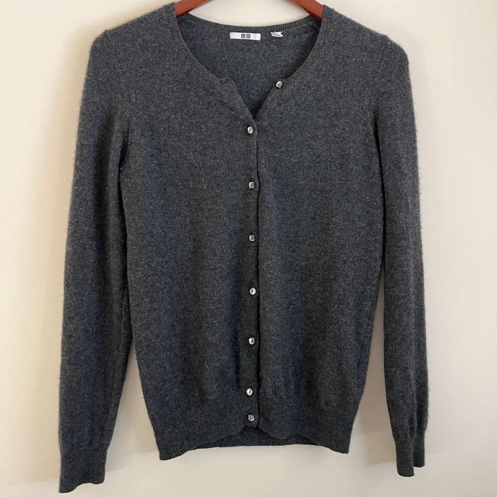 Uniqlo Charcoal Gray Cashmere Button Down Cardigan | Size Small